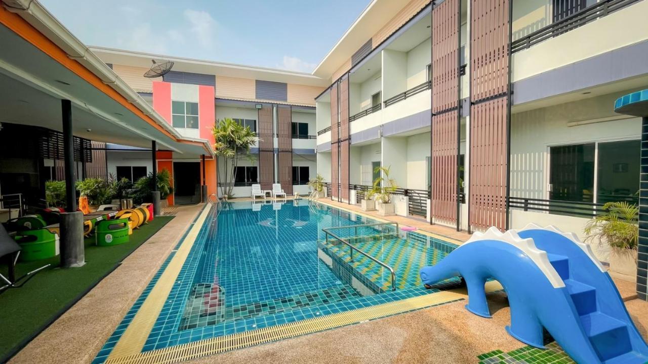 The S.G Hotel Buriram Exteriér fotografie